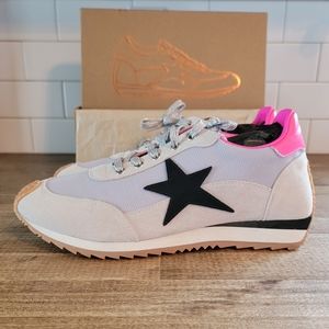 Vintage Havana tennis shoe